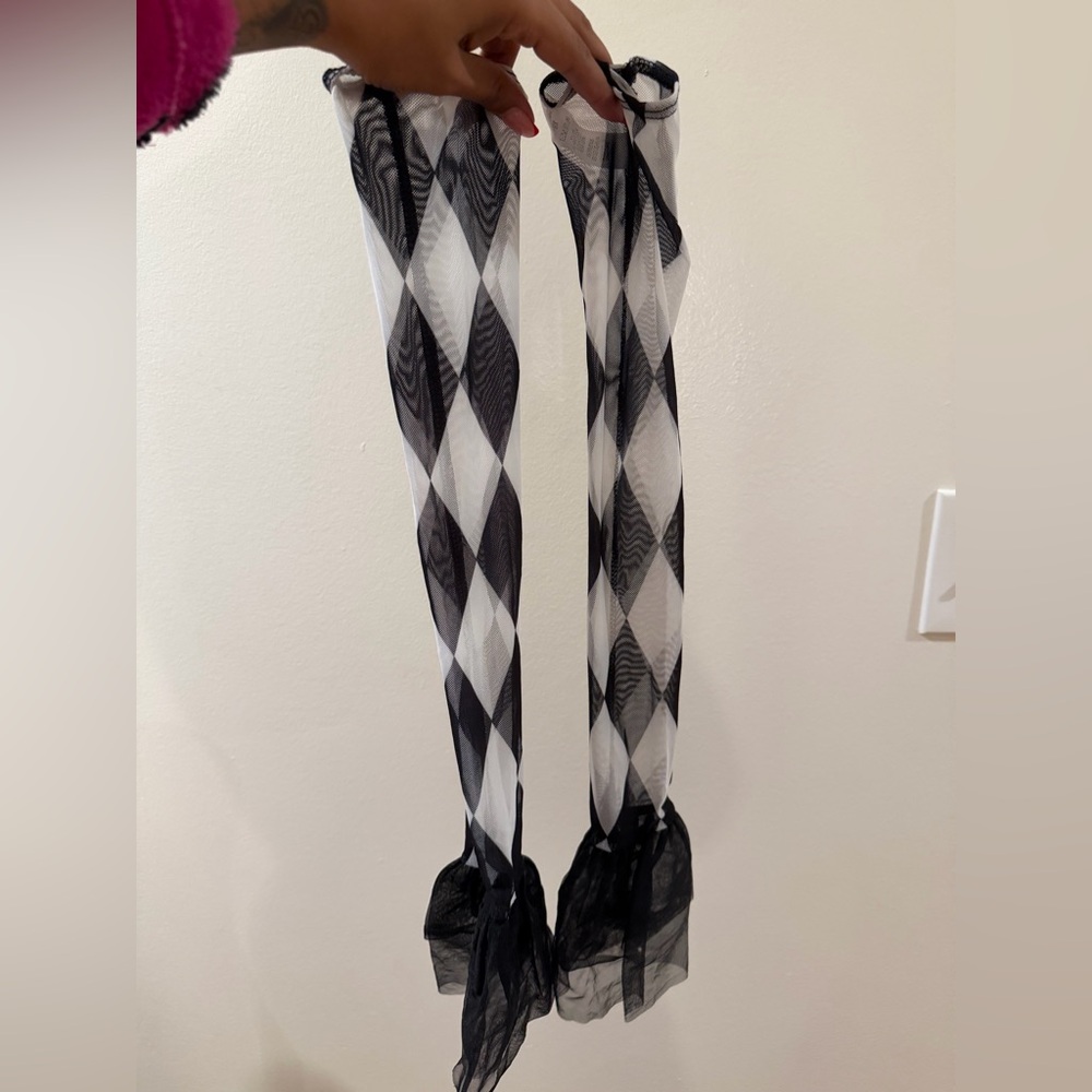 Forplay Harlequin Jester Costume - Black and White Diamond Pattern - Picture 7 of 9